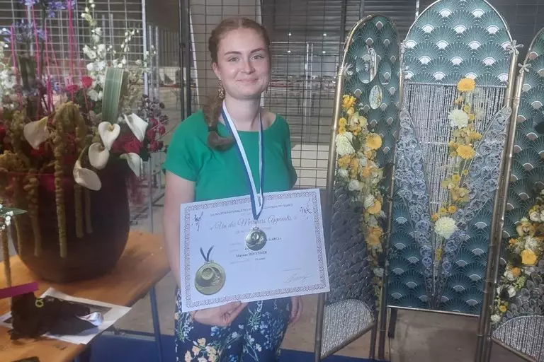 Mayane BOUCHIER MAF Natio Or Fleuriste.png